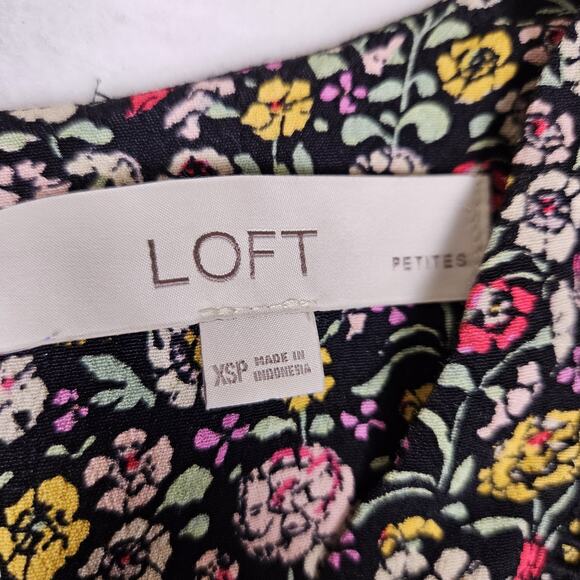 Ann Taylor LOFT Garden Wrap Romper Floral Print Long Sleeve Pockets XS Petite - Picture 13 of 16